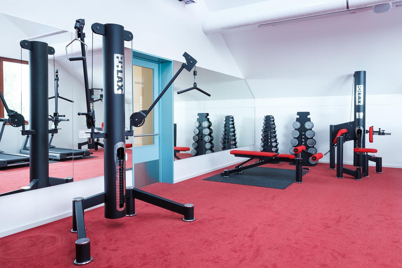 Sport Relax Hotel Na Kopecku Krinec Exterior foto